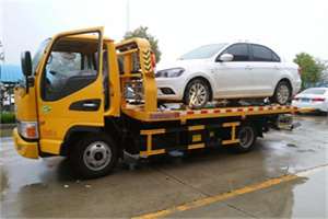 锦州附近拖车救援24小时服务热线